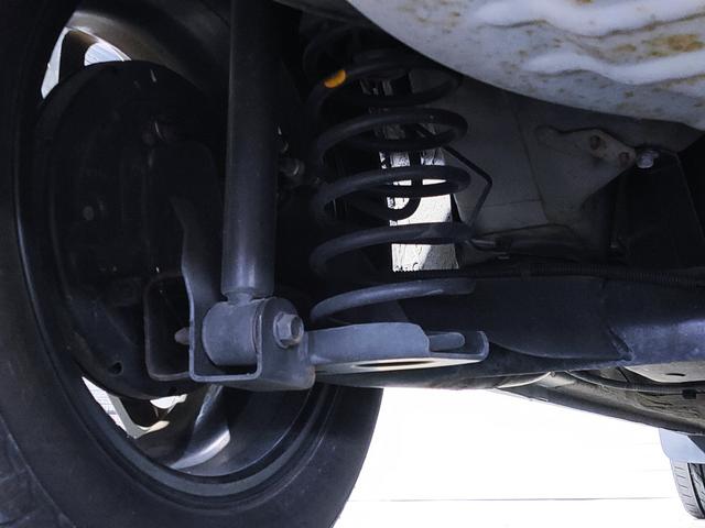 下廻りに気になるようなサビや損傷等はございません。