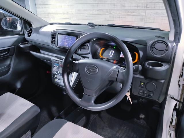 ミライース B SAIII 禁煙車/衝突軽減システム/誤発進抑制/車線逸脱警告/先行車発進アラーム/オートハイビーム/ナビゲーション/Bluetooth/ETC2.0/キーレス/パワーウィンドウ(32枚目)