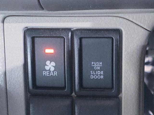 スクラムワゴン ＰＺターボ　ＩＣ付ターボ／禁煙／レーダーブレーキサポート／誤発進抑制／ナビ／地デジ／Ｂｌｕｅｔｏｏｔｈ対応／純正ドラレコ／パワスラ／純正ＡＷ／キセノン／フォグランプ／プッシュスタート／スマートキー／ＥＴＣ／（29枚目）