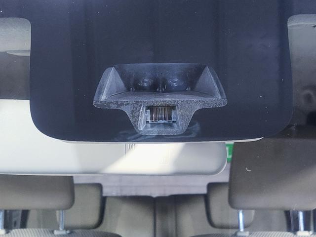 スクラムワゴン ＰＺターボ　ＩＣ付ターボ／禁煙／レーダーブレーキサポート／誤発進抑制／ナビ／地デジ／Ｂｌｕｅｔｏｏｔｈ対応／純正ドラレコ／パワスラ／純正ＡＷ／キセノン／フォグランプ／プッシュスタート／スマートキー／ＥＴＣ／（33枚目）