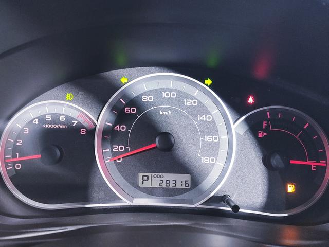 インプレッサ １５Ｓ　禁煙／１７インチアルミホイール／キーレス／フォグランプ／オートエアコン／電動格納ドアミラー／（20枚目）