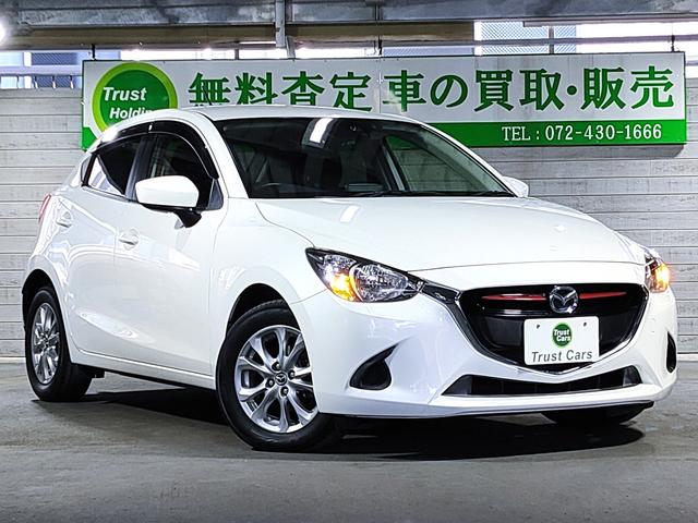 デミオ ＸＤ　禁煙車／衝突軽減装置／地デジ／フルセグ／Ｂｌｕｅｔｏｏｔｈ／ＣＤ／ＤＶＤ／ＵＳＢ２ポート／スマートキー／ＥＴＣ（4枚目）