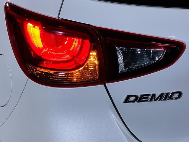 デミオ ＸＤ　禁煙車／衝突軽減装置／地デジ／フルセグ／Ｂｌｕｅｔｏｏｔｈ／ＣＤ／ＤＶＤ／ＵＳＢ２ポート／スマートキー／ＥＴＣ（50枚目）