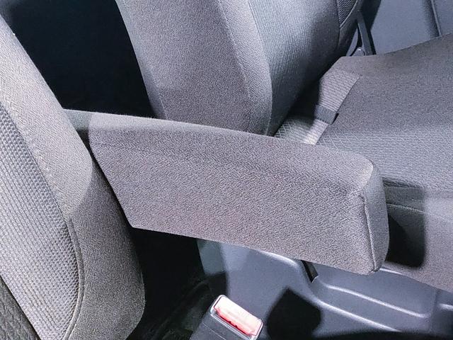 �Z���^�[�A�[�����X�g��