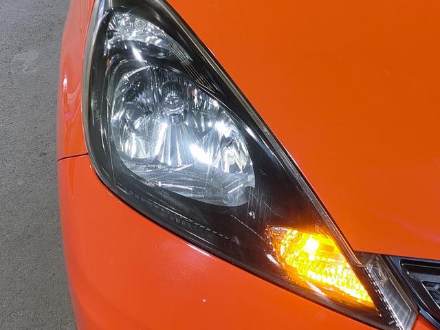 フィット ＲＳ　６ＭＴ後期型／Ｊ’ｓＲＡＣＩＮＧフルチタンマフラー／ＢＬＩＴＺ車高調ＤＡＭＰＥＲＺＺ－Ｒ／無限リアスポイラー／社外シフトノブ／Ｂｌｕｅｔｏｏｔｈ／ＵＳＢ／前後ドラレコ／ＥＴＣ／禁煙車（46枚目）