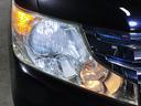 ヘッドライトに照度を妨げるような曇りはございません！（ディスチャージヘッドライト装着！）