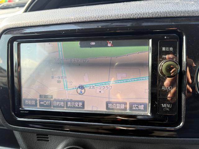 ヴィッツ 1.3F LEDエディション 純正メモリーナビ フルセグTV バックカメラ ドライブレコーダー ETC車載器 アイドリングストップ ステアリングスイッチ ワンオーナー買取入庫車両 オートライト オート電格ミラー 横滑り防止装置(9枚目)