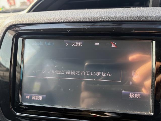 ヴィッツ 1.3F LEDエディション 純正メモリーナビ フルセグTV バックカメラ ドライブレコーダー ETC車載器 アイドリングストップ ステアリングスイッチ ワンオーナー買取入庫車両 オートライト オート電格ミラー 横滑り防止装置(12枚目)