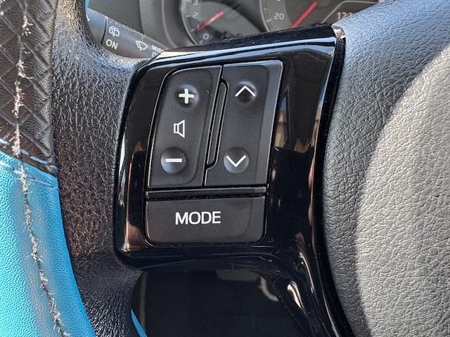 ヴィッツ 1.3F LEDエディション 純正メモリーナビ フルセグTV バックカメラ ドライブレコーダー ETC車載器 アイドリングストップ ステアリングスイッチ ワンオーナー買取入庫車両 オートライト オート電格ミラー 横滑り防止装置(13枚目)