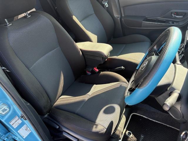 ヴィッツ 1.3F LEDエディション 純正メモリーナビ フルセグTV バックカメラ ドライブレコーダー ETC車載器 アイドリングストップ ステアリングスイッチ ワンオーナー買取入庫車両 オートライト オート電格ミラー 横滑り防止装置(18枚目)