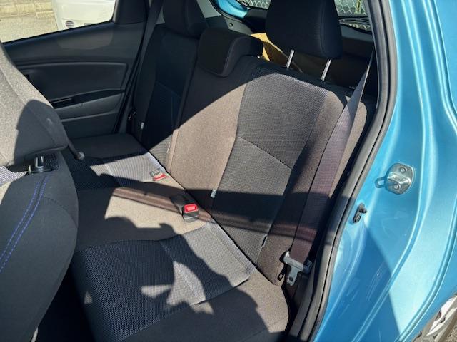 ヴィッツ 1.3F LEDエディション 純正メモリーナビ フルセグTV バックカメラ ドライブレコーダー ETC車載器 アイドリングストップ ステアリングスイッチ ワンオーナー買取入庫車両 オートライト オート電格ミラー 横滑り防止装置(20枚目)