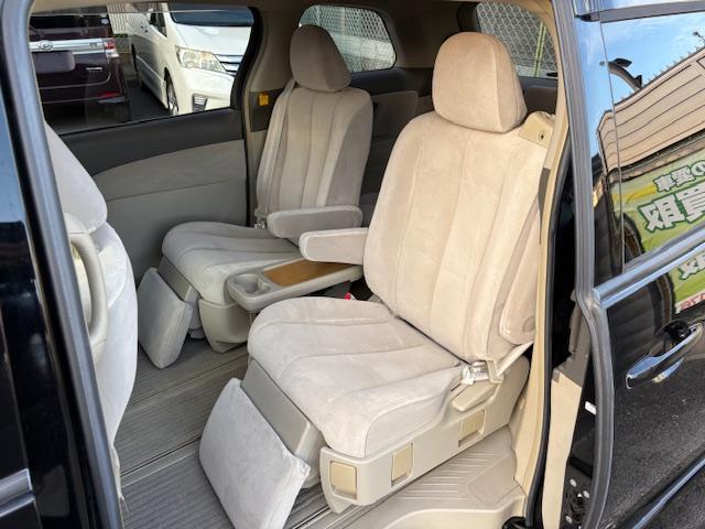 セカンドシート内装です♪こちらもクリーニング済です♪