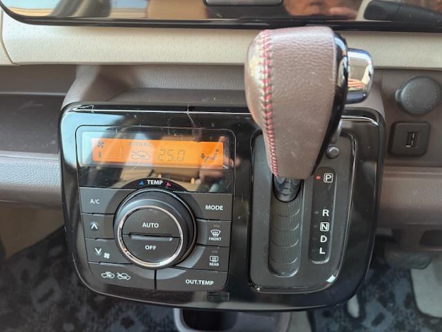 MRワゴンWit XS 純正メモリーナビ ワンセグTV バックカメラ ETC車載器 HIDヘッド スマートキー Pスタート アイドリングストップ スマートキー Pスタート 純正14AW ステアリングスイッチ オートライト(13枚目)