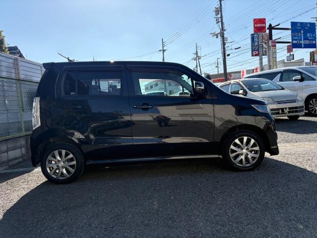 ワゴンRスティングレー リミテッド 社外メモリーナビ フルセグTV ブルーツゥース対応ナビ ドライブレコーダー ETC車載器 スマートキー Pスタート HIDヘッド オートライト オート電格ミラー ハーフレザーシート ベンチシート(4枚目)