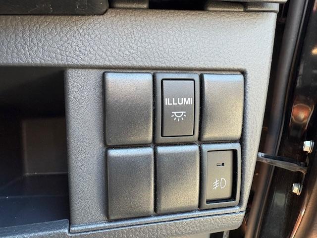 ワゴンRスティングレー リミテッド 社外メモリーナビ フルセグTV ブルーツゥース対応ナビ ドライブレコーダー ETC車載器 スマートキー Pスタート HIDヘッド オートライト オート電格ミラー ハーフレザーシート ベンチシート(17枚目)