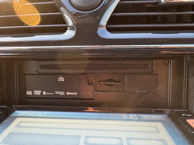 セレナ ハイウェイスター　Ｓ－ハイブリッド　純メモリーナビ　フルセグＴＶ　バックカメラ　前後カメラデジタルインナーミラー　ＥＴＣ車載器ナビ連動　室内ＬＥＤ電球　ブルーツゥース対応ナビ　クルーズコントロール　三列８人乗り　左パワースライドドア（11枚目）