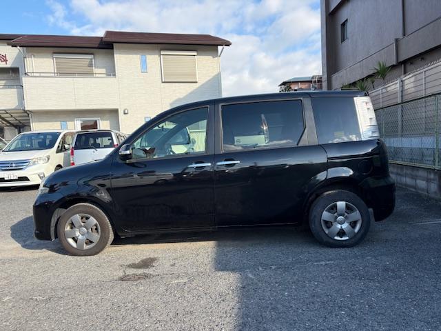 シエンタ DICE-G 純正メモリーナビ フルセグTV ブルーツゥース対応ナビ HIDヘッド 三列7人乗り 左パワースライドドア キーレス 保証書 取説 ナビ取説 フロントフォグランプ(5枚目)