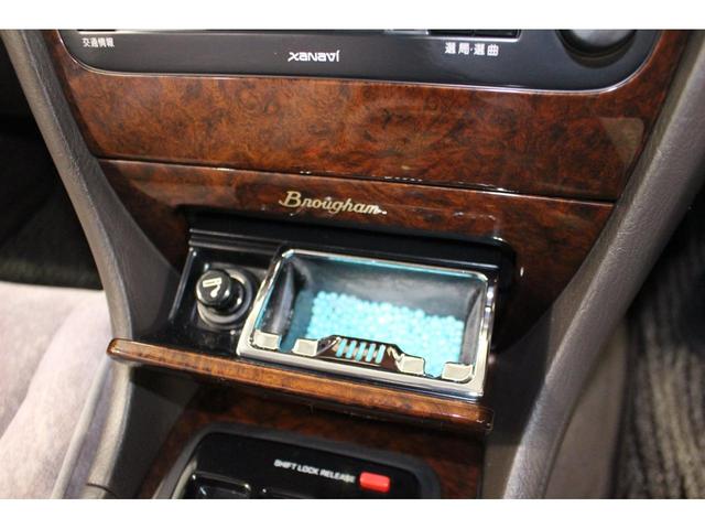 ブロアム ワンオーナー禁煙 屋根下ガレージ保管 VQ30DE 弊社顧客買取車両 バッテリー新品交換済 タイヤ残8分 室内ダッシュヒビ割れ無し ヘッドライトクモリ無し 下廻り大きなサビ ダメージ無し フルノーマル車 VQ30DE(34枚目)