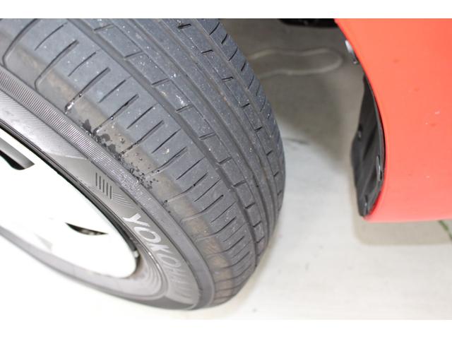 X Fパッケージ 弊社販売下取車 禁煙車 タイミングチェーン ベンチシート コラムシフト 運転席シートリフター 純正ナビ キーフリーシステム/イモビライザー ETC リアプライバシーガラス 車検R5/7 トヨタDラー保証書 記録簿有 取説 Sキー(13枚目)