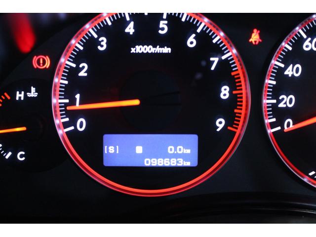 レガシィＢ４ ２．０ＧＴスペックＢ４ＷＤターボ６速ＭＴ最終型９８６８３ｋｍ　禁煙車マッキントッシュサウンド１４ＳＰ純正１８インチＡＷ／ビルシュタインダンパー純正ＨＩＤヘッド／ＦフォグライトＳＩ－ＤＲＩＶＥ運転席パワーシートスマートキー／ＰスタートＥＴＣ取保スペアスマートキー有（24枚目）