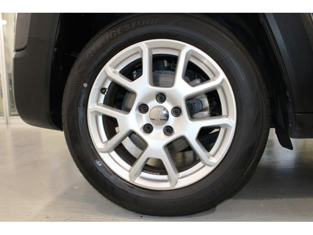 ジープ・レネゲード リミテッド★ターボ★ユーザー買取１オナ禁煙車★スマホ連携ナビ　セーフティサポート／アダプティブクルコン★ＬＥＤヘッド＆フォグ／オートライト／Ｒフォグ★黒本革シート／パワーシート／シートヒーター★革巻ステア／ヒーター付★ＵコネナビＤＴＶバックモニター★ＥＴＣ２．０（40枚目）