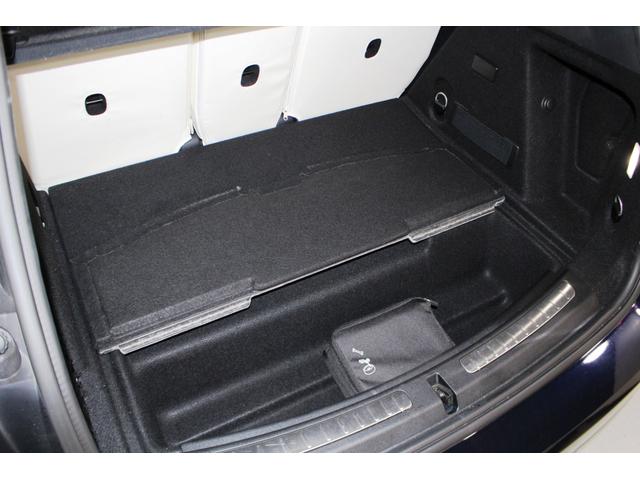 ＭＩＮＩ クーパーＳ　Ｅ　クロスオーバー　オール４★５人乗☆白ルーフ　★ルーフレール☆ユーザー買取１オナ禁煙車★ペッパーＰＫＧ（パーキングアシスト・ＰＤＣ・リアビューカメラ）★ＭＩＮＩコネクトナビ・ＳＯＳコール★シートヒーター★ＣＡＢＡＮＡ革調シートカバー☆ミラーＥＴＣ（10枚目）