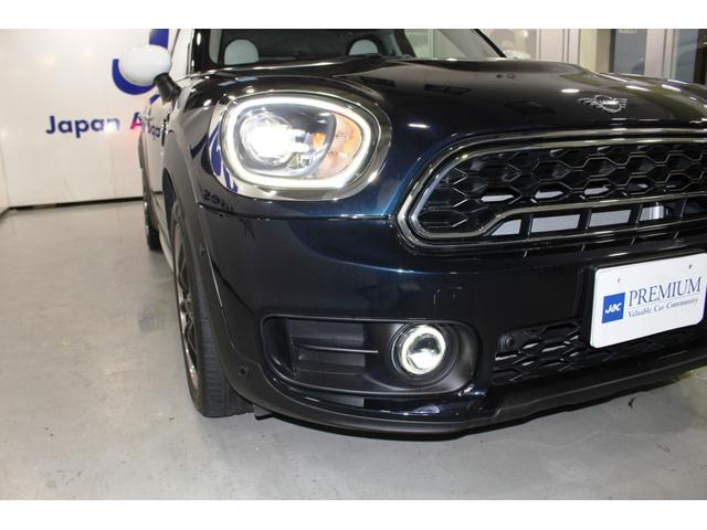 ＭＩＮＩ クーパーＳ　Ｅ　クロスオーバー　オール４★５人乗☆白ルーフ　★ルーフレール☆ユーザー買取１オナ禁煙車★ペッパーＰＫＧ（パーキングアシスト・ＰＤＣ・リアビューカメラ）★ＭＩＮＩコネクトナビ・ＳＯＳコール★シートヒーター★ＣＡＢＡＮＡ革調シートカバー☆ミラーＥＴＣ（12枚目）