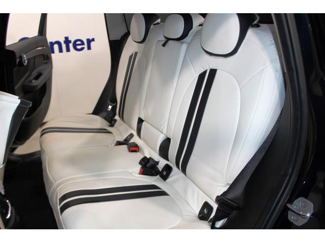 ＭＩＮＩ クーパーＳ　Ｅ　クロスオーバー　オール４★５人乗☆白ルーフ　★ルーフレール☆ユーザー買取１オナ禁煙車★ペッパーＰＫＧ（パーキングアシスト・ＰＤＣ・リアビューカメラ）★ＭＩＮＩコネクトナビ・ＳＯＳコール★シートヒーター★ＣＡＢＡＮＡ革調シートカバー☆ミラーＥＴＣ（20枚目）