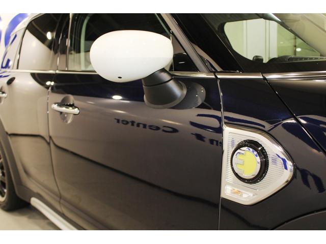 ＭＩＮＩ クーパーＳ　Ｅ　クロスオーバー　オール４★５人乗☆白ルーフ　★ルーフレール☆ユーザー買取１オナ禁煙車★ペッパーＰＫＧ（パーキングアシスト・ＰＤＣ・リアビューカメラ）★ＭＩＮＩコネクトナビ・ＳＯＳコール★シートヒーター★ＣＡＢＡＮＡ革調シートカバー☆ミラーＥＴＣ（59枚目）