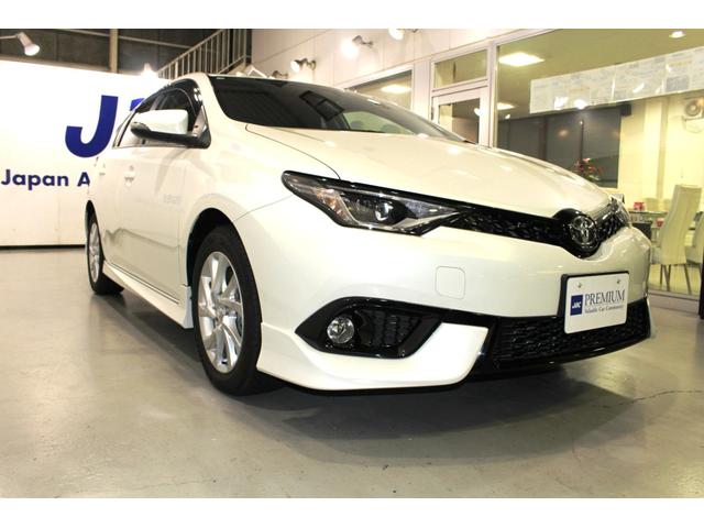 オーリス ＲＳ☆純正エアロ＆Ｆグリル６速Ｍ／Ｔ★走行８７７９ｋｍ禁煙車　☆セーフティセンスＣ（プリクラ・ＬＤＡ・Ａハイビーム）☆ＬＥＤヘッド／オートライト／Ｆフォグ☆純１６ＡＷ☆カーボン調インパネ☆純ナビ・ＴＶ／ＳＤ／ＢＴ／Ｂモニター☆スマートキー／Ｐスタート☆ドラレコ（4枚目）