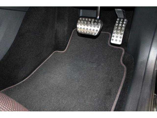 Ａクラス Ａ４５　ＡＭＧ　４マチック　エディション１★法人１オナ禁煙車　★ディーラーフルメンテ記録簿Ｈ２８／８－Ｒ６／８迄全６枚★２．０ＤＯＨＣターボ☆ＡＭＧスピードシフトＤＣＴ★外装レッド加飾＆専用ストライプデカール★マットブラック１９ＡＷ☆レーダーセーフティＰ★ＥＴＣ（26枚目）