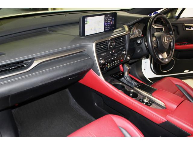 RX RX300 Fスポーツ☆ユーザー買取1オナ禁煙車☆R2後期型 MOPパノラマルーフ/ルーフレール・360°モニター☆純SDナビ/プレミアムサウンドDTV・Blu-ray・スマホ連携☆赤革スポーツシート電動ヒーター&エアシート☆セーフティシステム+BSM・HUD(23枚目)