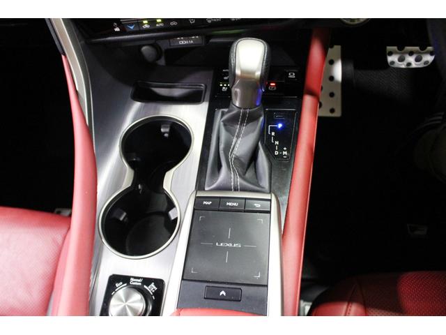 RX RX300 Fスポーツ☆ユーザー買取1オナ禁煙車☆R2後期型 MOPパノラマルーフ/ルーフレール・360°モニター☆純SDナビ/プレミアムサウンドDTV・Blu-ray・スマホ連携☆赤革スポーツシート電動ヒーター&エアシート☆セーフティシステム+BSM・HUD(33枚目)