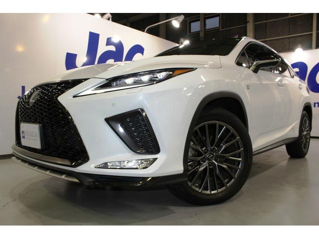 RX RX300 Fスポーツ☆ユーザー買取1オナ禁煙車☆R2後期型 MOPパノラマルーフ/ルーフレール・360°モニター☆純SDナビ/プレミアムサウンドDTV・Blu-ray・スマホ連携☆赤革スポーツシート電動ヒーター&エアシート☆セーフティシステム+BSM・HUD(49枚目)