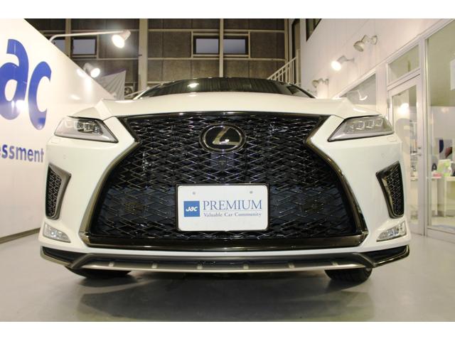 RX RX300 Fスポーツ☆ユーザー買取1オナ禁煙車☆R2後期型 MOPパノラマルーフ/ルーフレール・360°モニター☆純SDナビ/プレミアムサウンドDTV・Blu-ray・スマホ連携☆赤革スポーツシート電動ヒーター&エアシート☆セーフティシステム+BSM・HUD(56枚目)