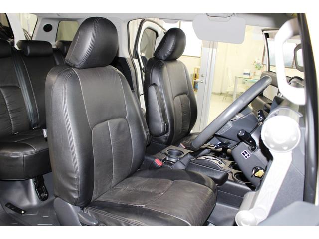 FJクルーザー カラーパッケージP/T4WD★1GR-FEタイミングチェーン ★BFGoodrichTrail-TerrainT/Aホワイトレタータイヤ&純OP17AW/サイドステップ/プライバシーガラス☆クルコン☆リアスポ☆純SDナビTVバックモニターETC☆リモコンキー2本(19枚目)