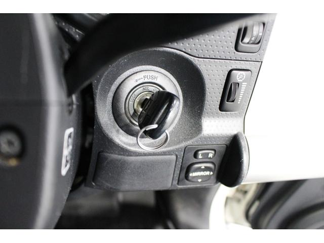 FJクルーザー カラーパッケージP/T4WD★1GR-FEタイミングチェーン ★BFGoodrichTrail-TerrainT/Aホワイトレタータイヤ&純OP17AW/サイドステップ/プライバシーガラス☆クルコン☆リアスポ☆純SDナビTVバックモニターETC☆リモコンキー2本(47枚目)