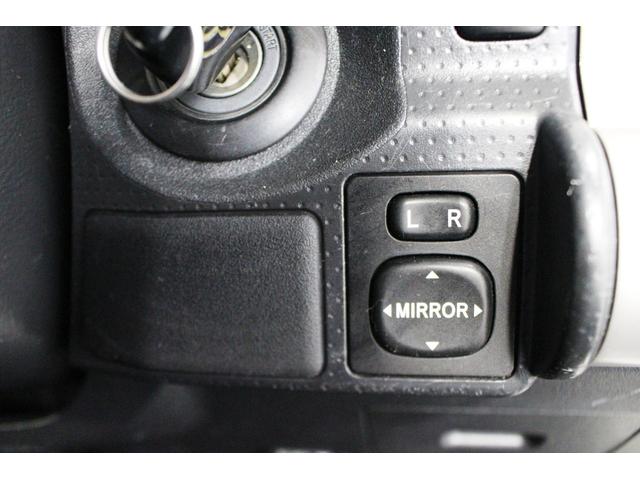 FJクルーザー カラーパッケージP/T4WD★1GR-FEタイミングチェーン ★BFGoodrichTrail-TerrainT/Aホワイトレタータイヤ&純OP17AW/サイドステップ/プライバシーガラス☆クルコン☆リアスポ☆純SDナビTVバックモニターETC☆リモコンキー2本(49枚目)