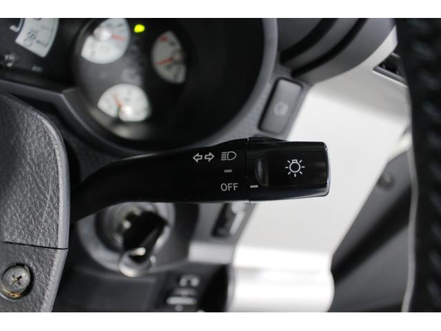 FJクルーザー カラーパッケージP/T4WD★1GR-FEタイミングチェーン ★BFGoodrichTrail-TerrainT/Aホワイトレタータイヤ&純OP17AW/サイドステップ/プライバシーガラス☆クルコン☆リアスポ☆純SDナビTVバックモニターETC☆リモコンキー2本(50枚目)