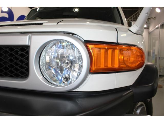 FJクルーザー カラーパッケージP/T4WD★1GR-FEタイミングチェーン ★BFGoodrichTrail-TerrainT/Aホワイトレタータイヤ&純OP17AW/サイドステップ/プライバシーガラス☆クルコン☆リアスポ☆純SDナビTVバックモニターETC☆リモコンキー2本(57枚目)