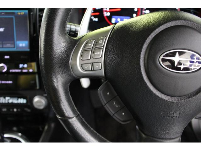 ★ステアリングスイッチ／パドルシフト。