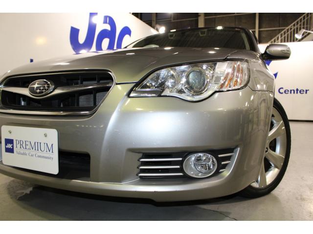 ★ヘッドライトのレンズ面は黄ばみや曇りもなくクリアな状態です。