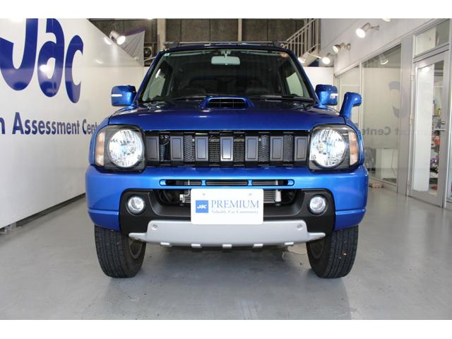 ジムニー クロスアドベンチャーＸＣ☆Ｐ／Ｔ４ＷＤ☆８型☆ＤＯＨＣターボ　☆社外１６ＡＷ・検対マフラー・ＬＥＤテール・ルーフキャリアベース☆『Ｘ－Ａｄｖｅｎｔｕｒｅ』専用ブラック合皮シート・ヒーター付☆革巻ステア☆ボディ同色ミラー電格ヒーターウインカー付☆ナビＴＶ・ＥＴＣ（2枚目）