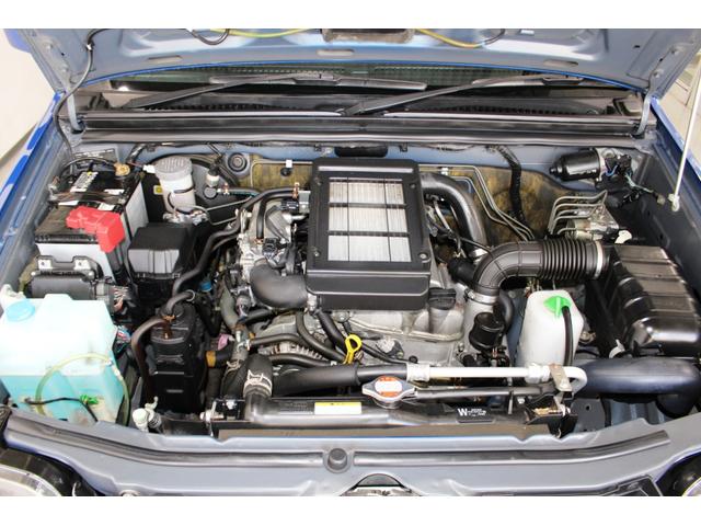 ジムニー クロスアドベンチャーＸＣ☆Ｐ／Ｔ４ＷＤ☆８型☆ＤＯＨＣターボ　☆社外１６ＡＷ・検対マフラー・ＬＥＤテール・ルーフキャリアベース☆『Ｘ－Ａｄｖｅｎｔｕｒｅ』専用ブラック合皮シート・ヒーター付☆革巻ステア☆ボディ同色ミラー電格ヒーターウインカー付☆ナビＴＶ・ＥＴＣ（12枚目）