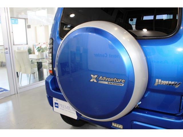 ジムニー クロスアドベンチャーＸＣ☆Ｐ／Ｔ４ＷＤ☆８型☆ＤＯＨＣターボ　☆社外１６ＡＷ・検対マフラー・ＬＥＤテール・ルーフキャリアベース☆『Ｘ－Ａｄｖｅｎｔｕｒｅ』専用ブラック合皮シート・ヒーター付☆革巻ステア☆ボディ同色ミラー電格ヒーターウインカー付☆ナビＴＶ・ＥＴＣ（18枚目）