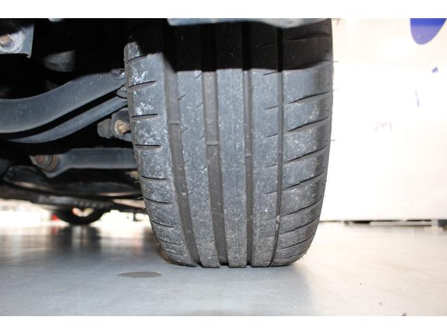 レガシィツーリングワゴン ２．０ＧＴ　ＳＩクルーズリミテッド☆４ＷＤ☆Ｈ１８年後期Ｄ型　☆禁煙車☆社外フルエアロＦグリル１７ＡＷ＆ＬＤサス☆ＳＩレーダークルーズコントロール全車速追従機能付☆ダイナミック５ＡＴ☆リアビスカスＬＳＤ／ＶＤＣ☆ＨＩＤヘッドＦフォグ☆Ｐシート☆スマキーＰスタート（16枚目）