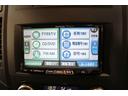 ロング　リミテッドエディション４ＷＤ７人乗☆背面ハードカバー　☆パナソニックナビ／フルセグＴＶ／バックモニター＆アルパイン１０．１型フリップダウンモニター☆４×４エンジニアリング１６インチＡＷ☆ＨＩＤヘッド／オートライト／前後フォグ☆黒革調シートカバー☆ヒッチＭ（31枚目）