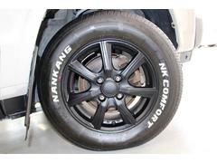 ラシーン タイプＩＩ４ＷＤ☆ベージュ＆マットブラック　カスタムペイント　元色＃ＫＰ０サンドベージュ☆マットブラックＡＷ＆ホワイトレタータイヤ９分山＜２０２４年製＞　前後バンパー　ルーフレール 0706093A30250613W002 4