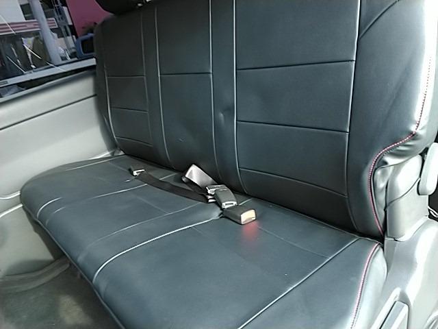 ハイエースバン ロングスーパーＧＬ　・ユーザー買取車・ナビ・バックカメラ・ＣＡＲＶＩＮベッドキット・ＡＣ１００Ｖコンセント・オートエアコン・スマートキー２個（17枚目）