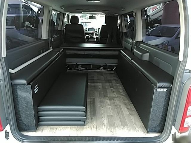 ハイエースバン ロングスーパーＧＬ　・ユーザー買取車・ナビ・バックカメラ・ＣＡＲＶＩＮベッドキット・ＡＣ１００Ｖコンセント・オートエアコン・スマートキー２個（22枚目）